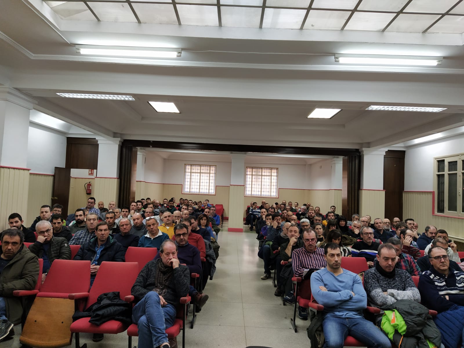 170120 Asamblea Metal burgos